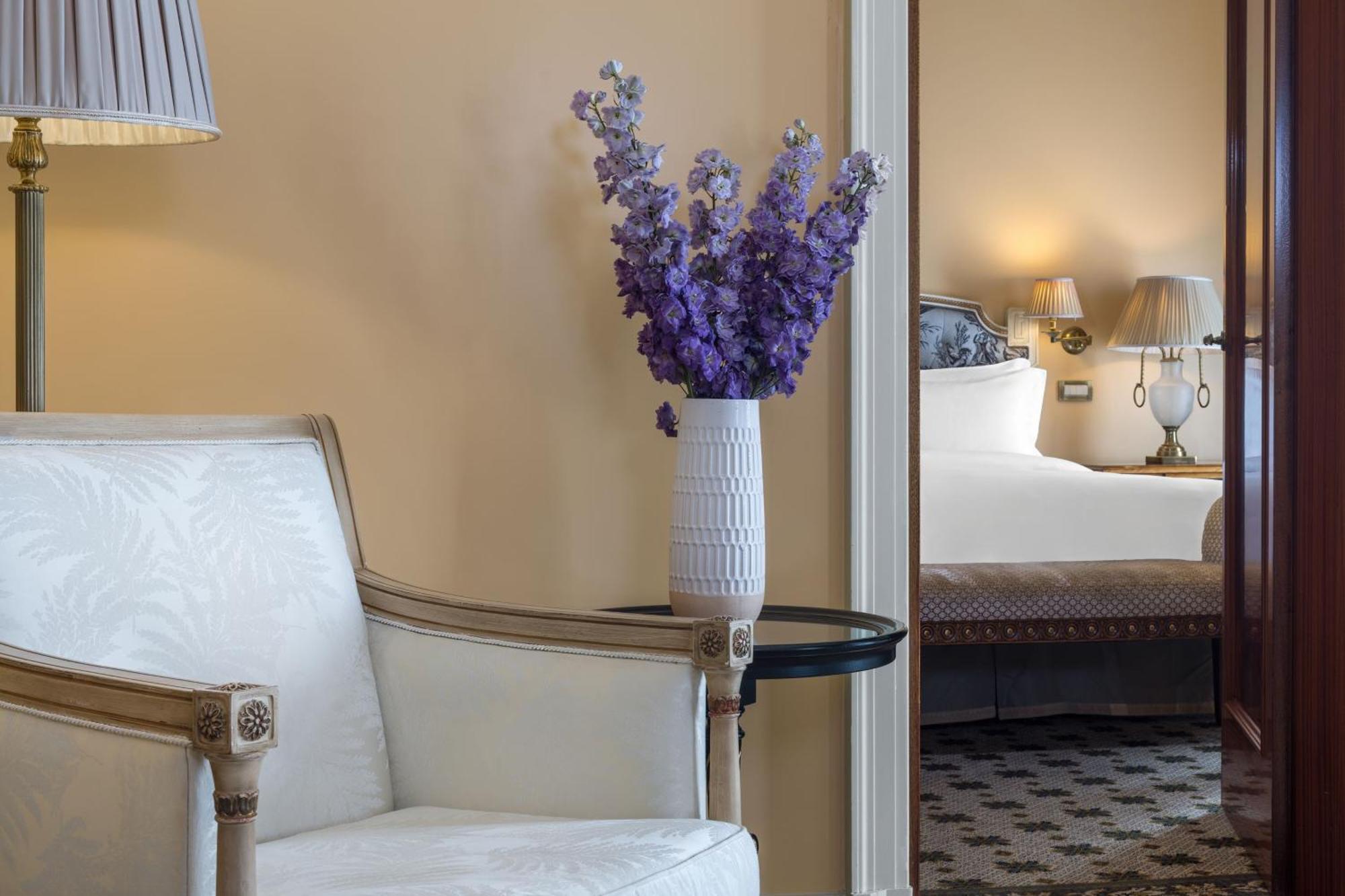Executive Acropolis Suite 1 Bedroom Suite 1 King City view,1580143302:JPEG